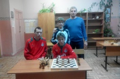 В Колычевской школе-интернате создан кружок шахмат