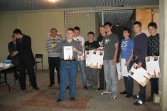 В турнире памяти Мельниковского и Реутовой победила команда "90-х"  