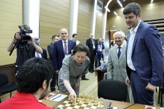 Ugra Governor Made First Moves in Matches of Russian Teams 