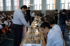В Ханты-Мансийске прошел сеанс одновременной игры на 200 досках