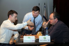 Ernesto Inarkiev Equalizes the Score in His Match Against Boris Gelfand 