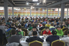 В Лоо проходит Детское первенство России по быстрым шахматам