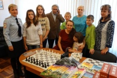Архангельск продолжает программу РШФ "Шахматы в детские дома и интернаты России"