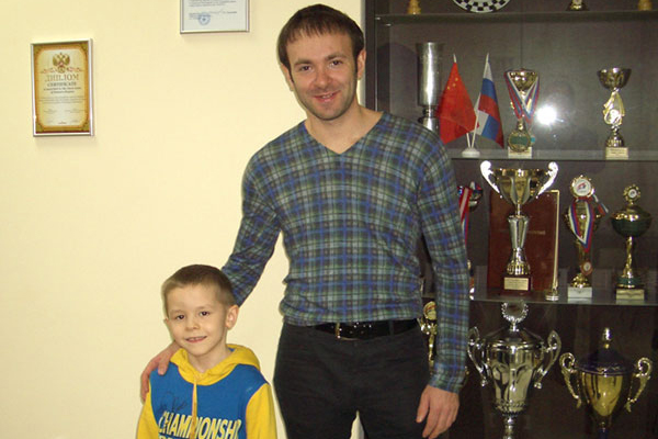 С чемпионом России до 8 лет Валерием Скачковым (Тольятти) в Самарской шахматной гостиной 