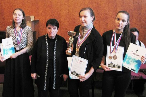 Евгения Часовникова, Нона Гаприндашвили, Анна Былинкина и Светлана Тишова