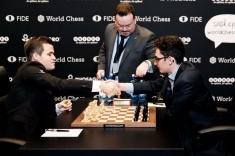 Седьмая партия матча Карлсен - Каруана, как и предыдущие, завершилась вничью
