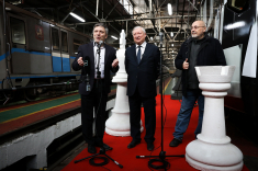 В Москве появился первый в мире шахматный поезд метро