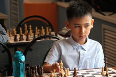 Турнир новичков в Южно-Сахалинске собрал свыше 100 юных шахматистов