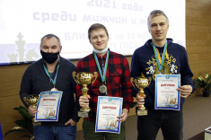 Илья Ильюшенок и Елена Семенова стали победителями чемпионата УФО по блицу 