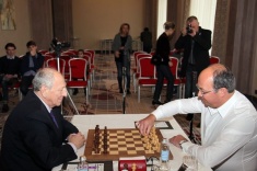 В Риге проходит товарищеский матч между Евгением Свешниковым и Олегом Скворцовым
