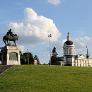 Памятник Дмитрию Донскому у Коломенского кремля