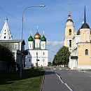 Соборная площадь, в центре - Успенский собор