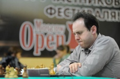 Евгений Наер лидирует на суперфинале чемпионата Москвы
