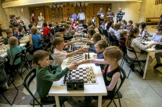 Очередной турнир «Шахматного Новосибирска» провели в областном театре кукол