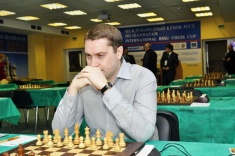 Дмитрий Кокарев удерживает лидерство 