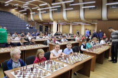 В Ханты-Мансийске провели сеанс одновременной игры